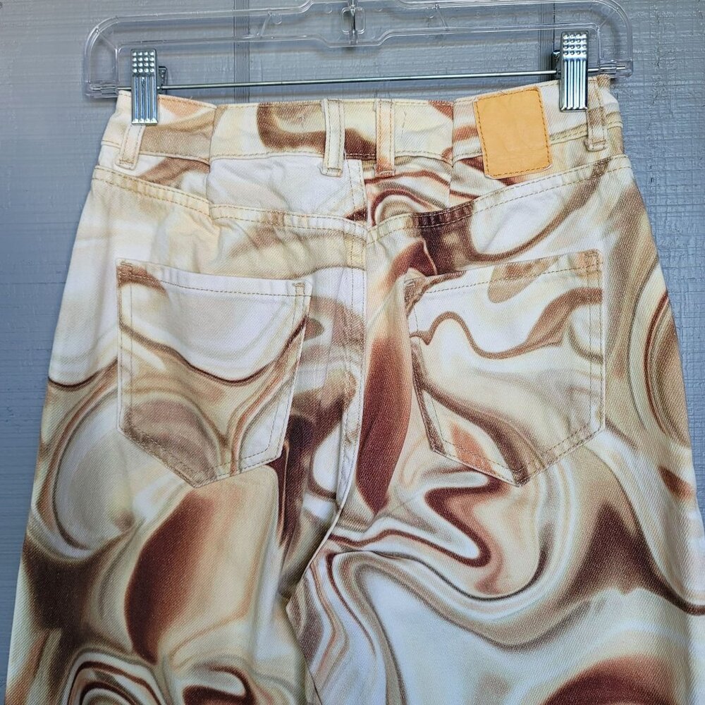 Zara Mid-Rise Abstract Swirl Print Straight-Leg Jeans. Size 2 - Picture 5 of 9